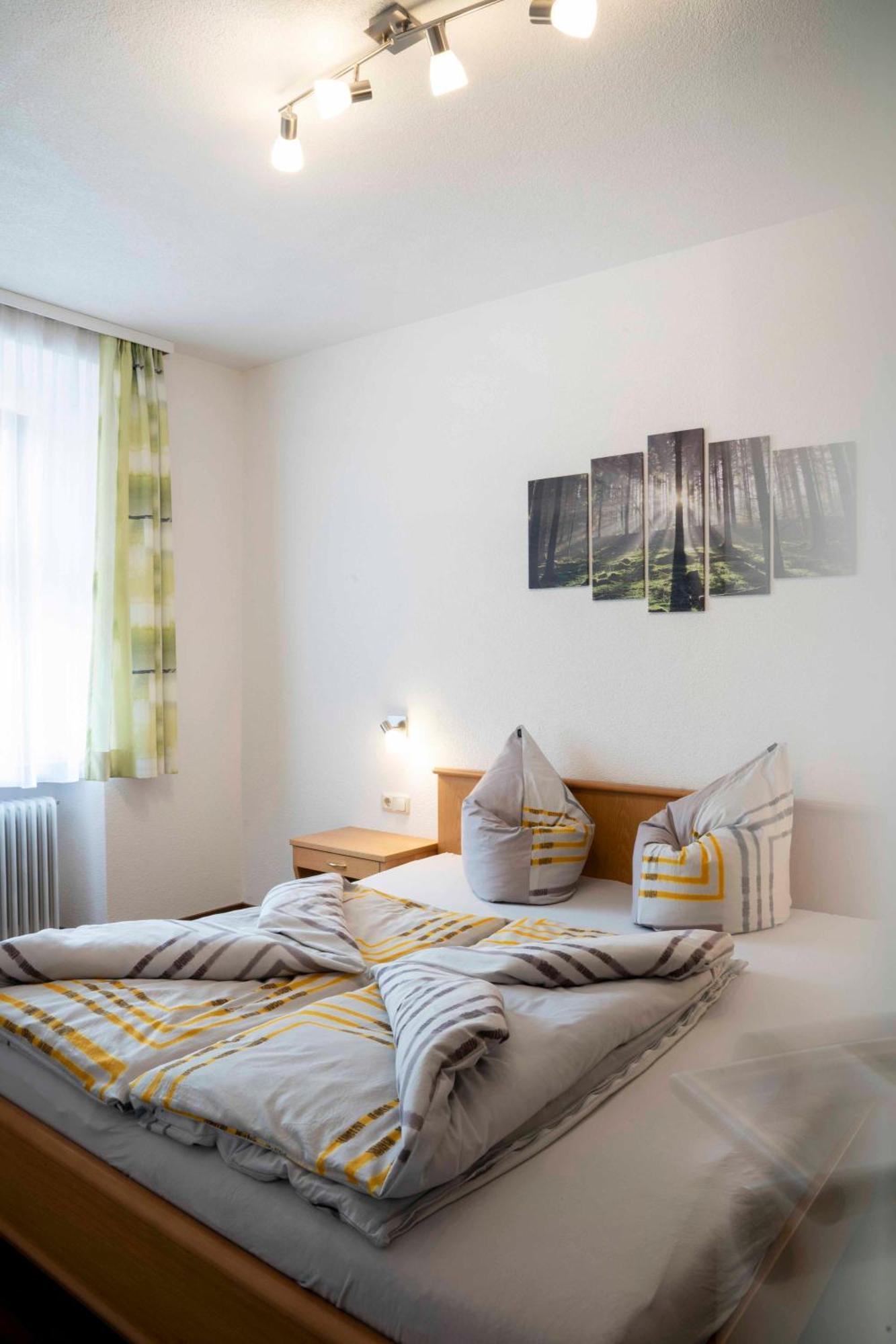 Landhaus Zangerl - Kobelerhof ลันเด็ค ห้อง รูปภาพ
