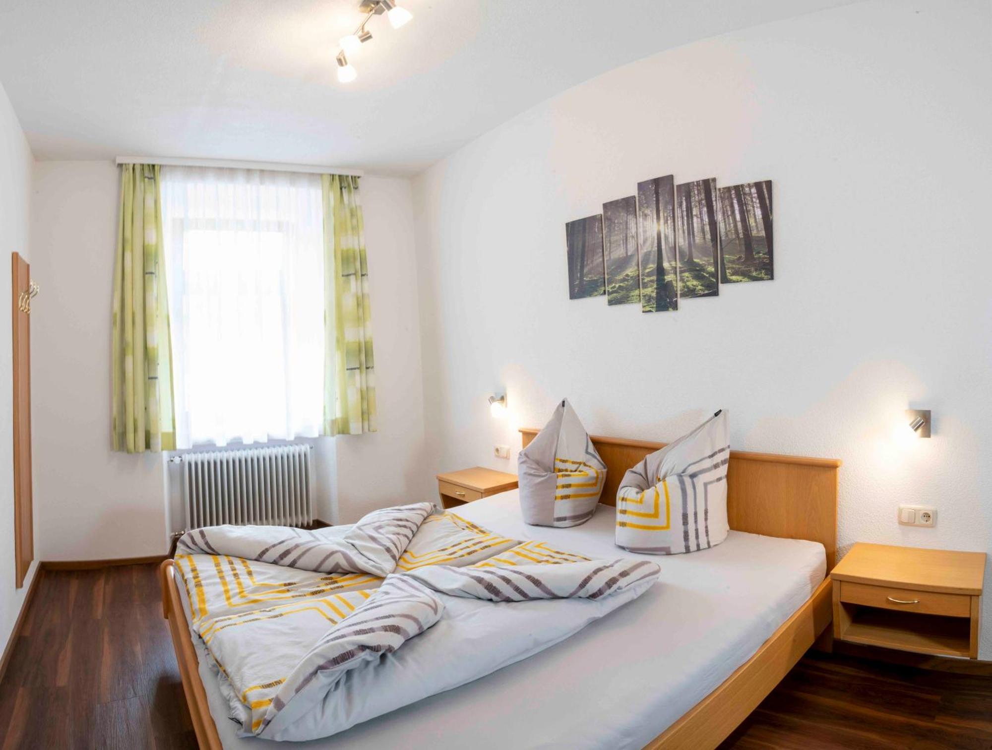 Landhaus Zangerl - Kobelerhof ลันเด็ค ห้อง รูปภาพ