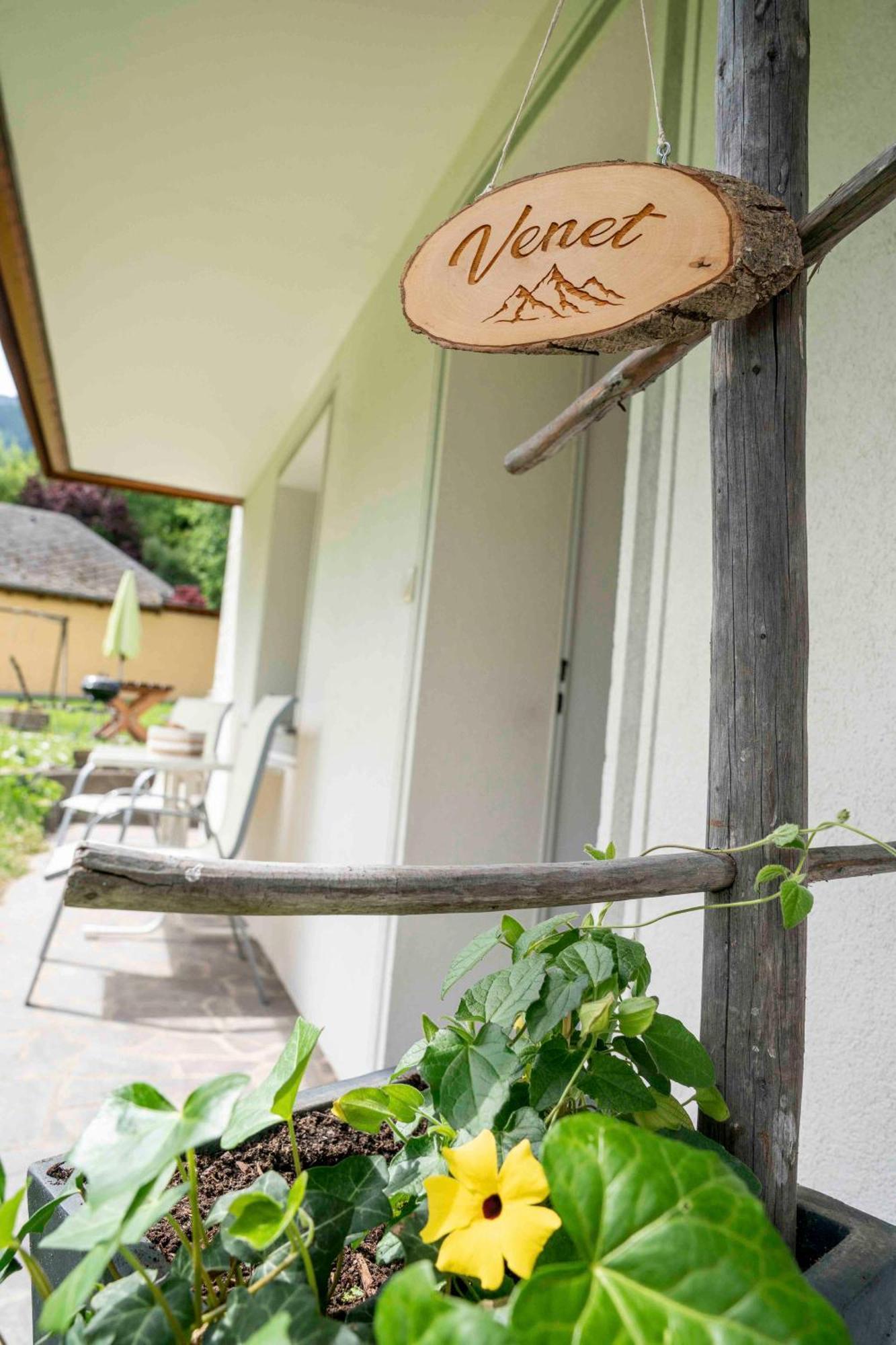 Landhaus Zangerl - Kobelerhof ลันเด็ค ห้อง รูปภาพ